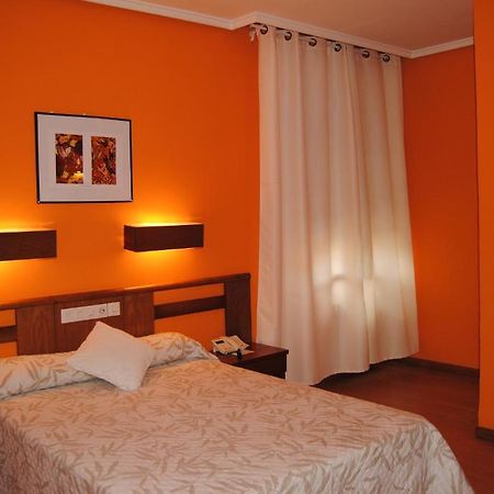 Hotel Pedro Torres Cuenca  Ngoại thất bức ảnh