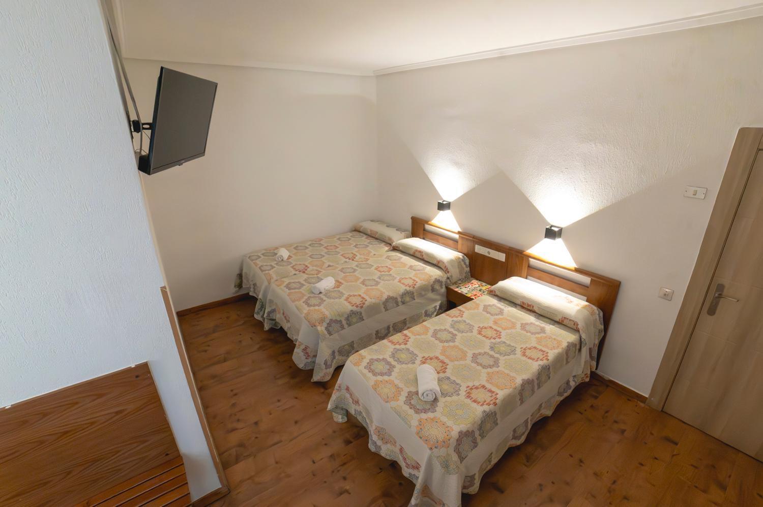 Hotel Pedro Torres Cuenca  Ngoại thất bức ảnh