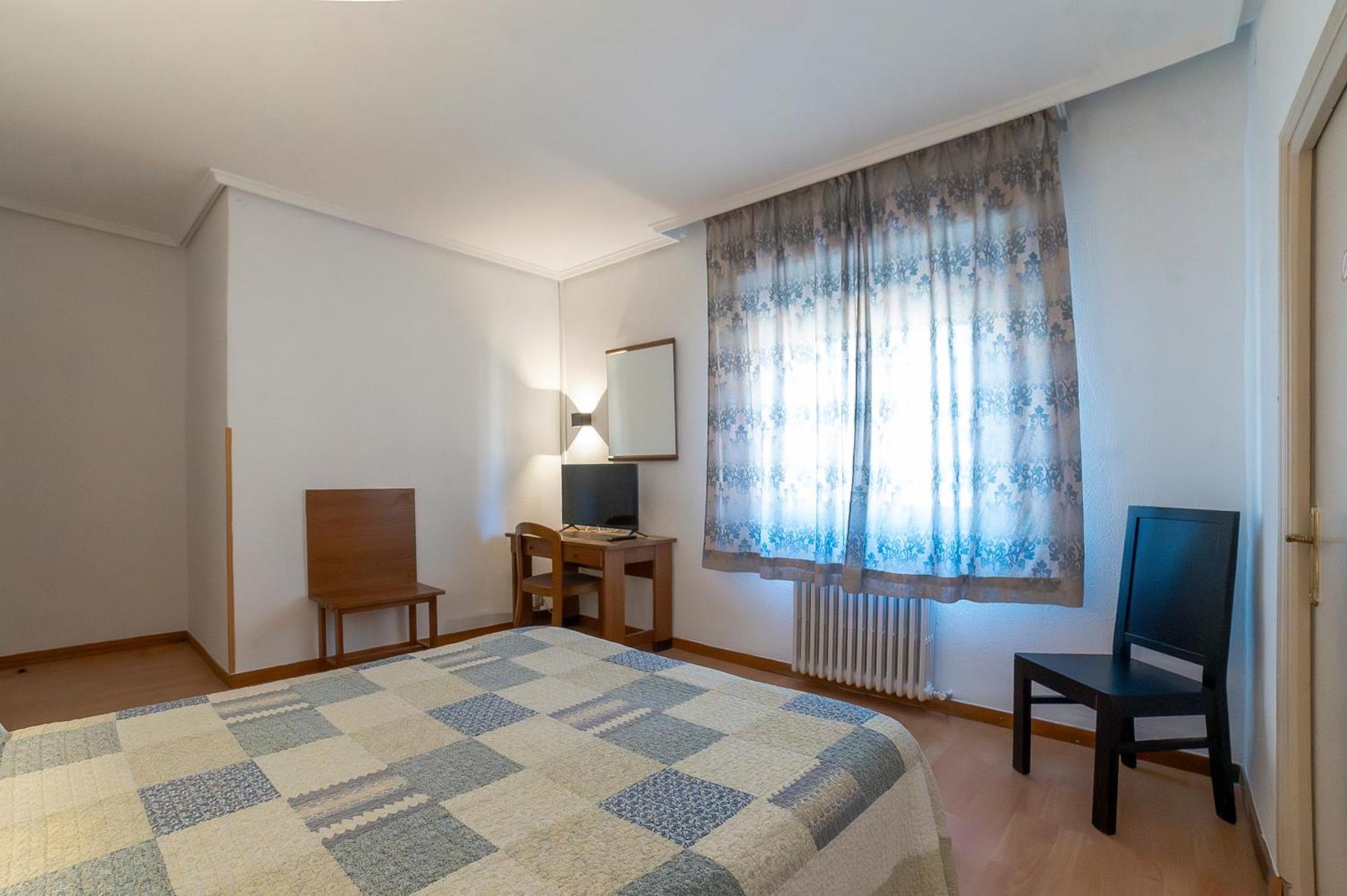Hotel Pedro Torres Cuenca  Ngoại thất bức ảnh
