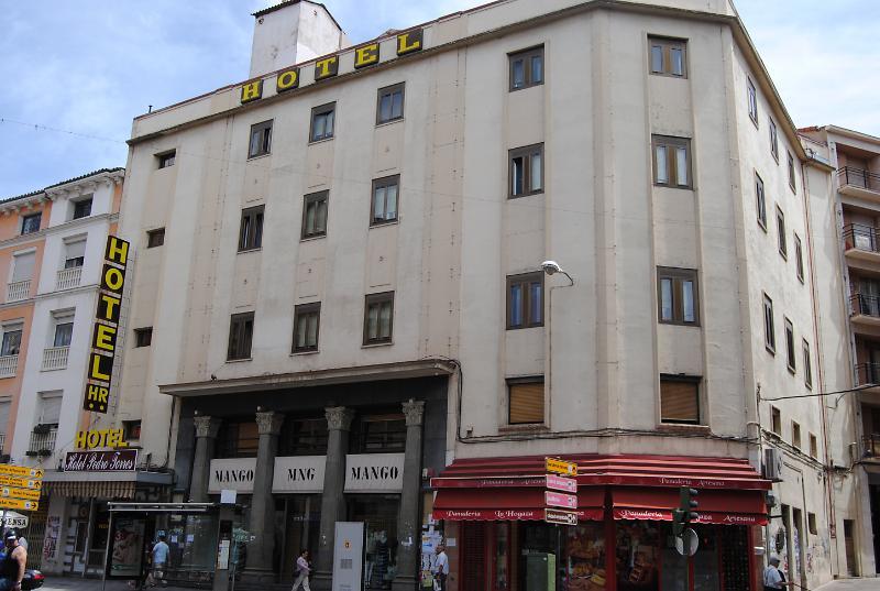 Hotel Pedro Torres Cuenca  Ngoại thất bức ảnh