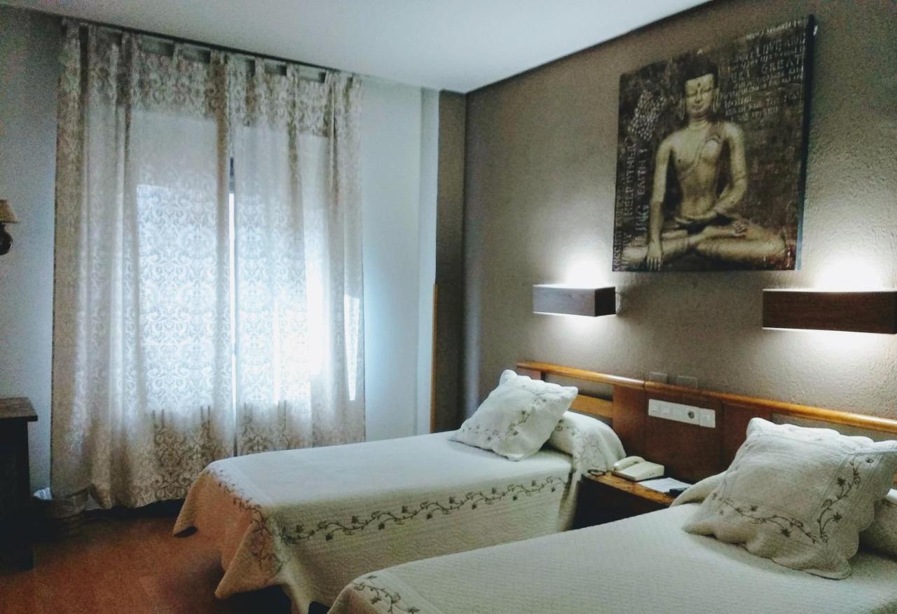 Hotel Pedro Torres Cuenca  Ngoại thất bức ảnh