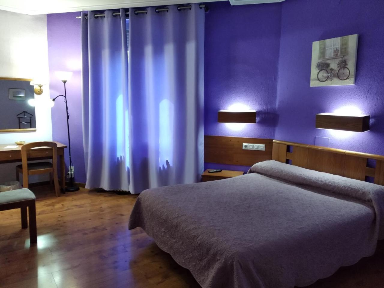 Hotel Pedro Torres Cuenca  Ngoại thất bức ảnh
